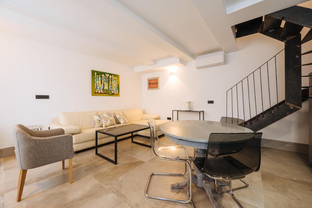 Apartamentos Montevideo 6 Sevilla Exterior foto